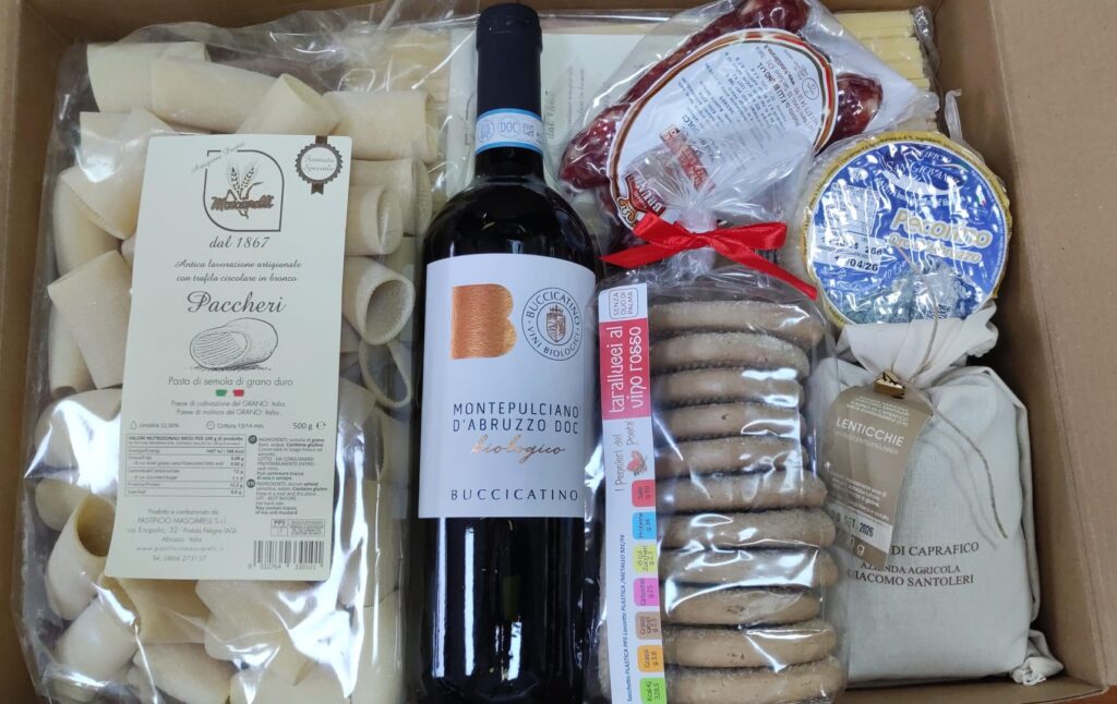 Cesto natalizio di  prodotti tipici abruzzesi